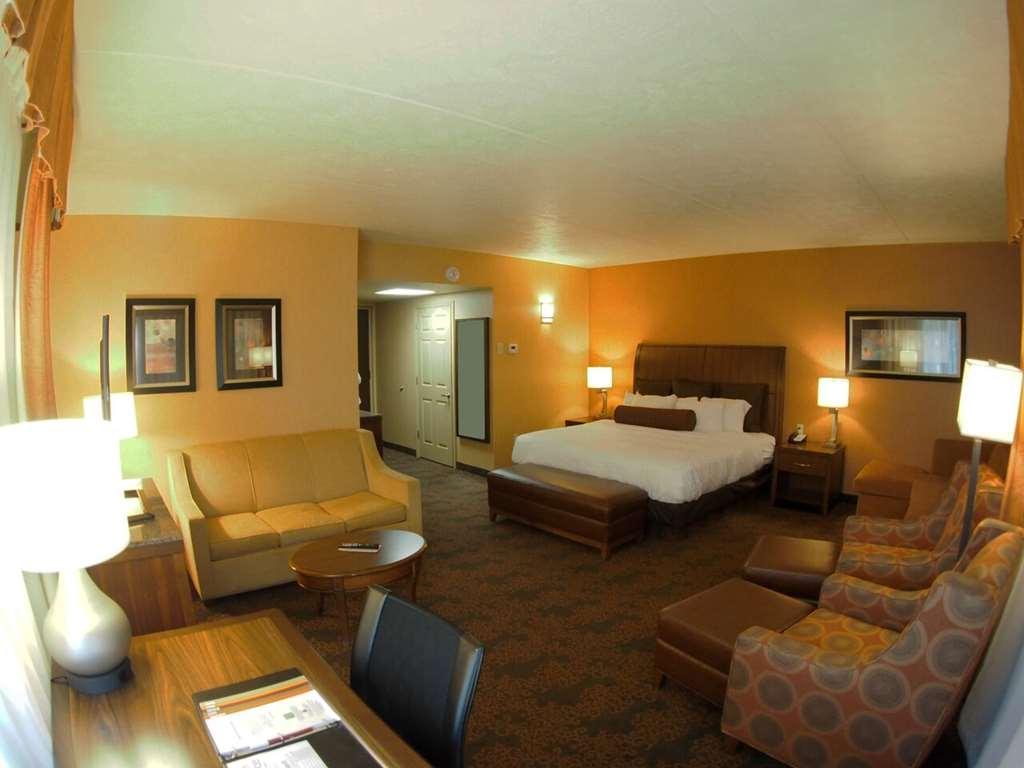 Evergreen Resort Cadillac Phòng bức ảnh