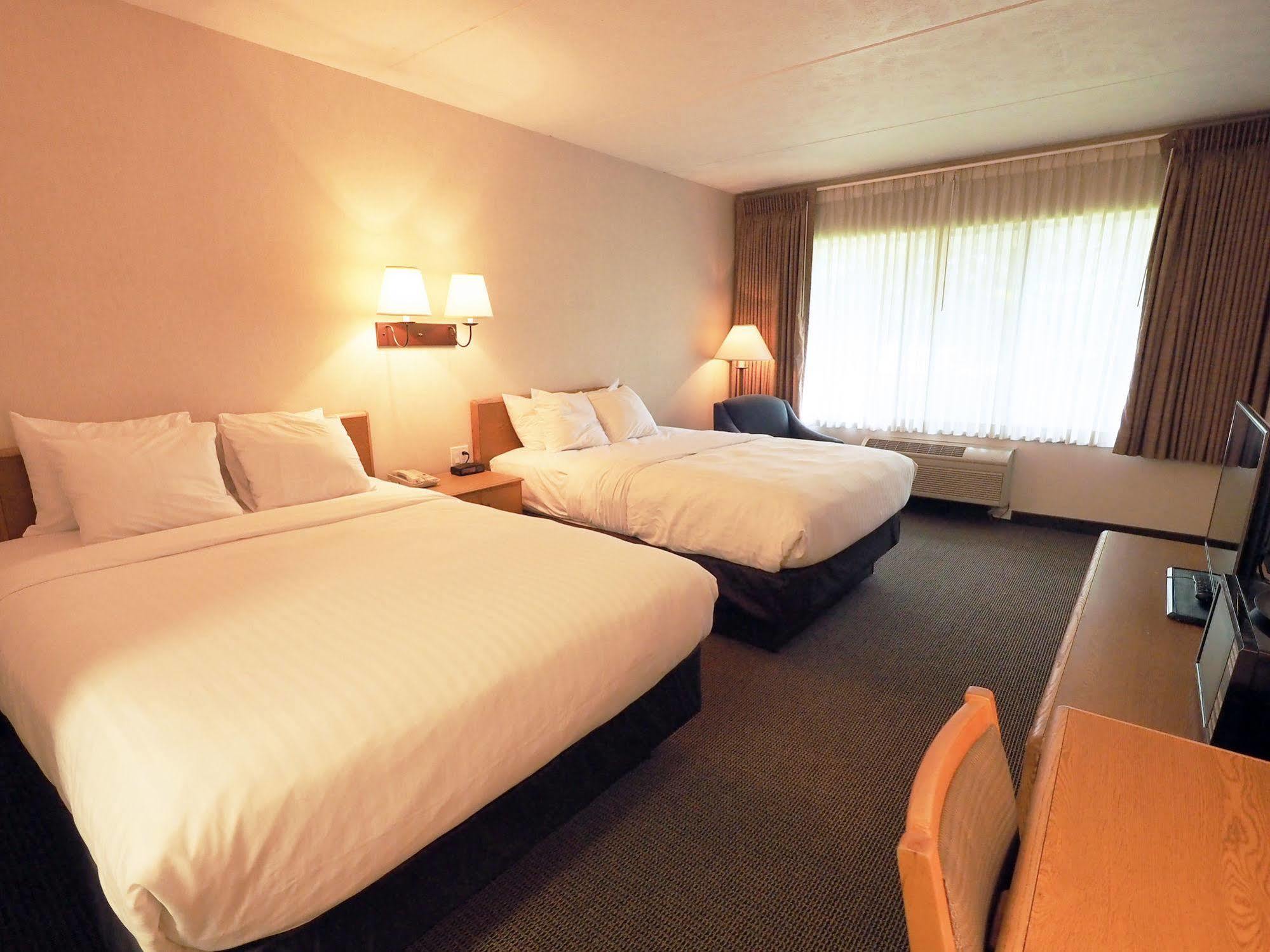 Evergreen Resort Cadillac Ngoại thất bức ảnh